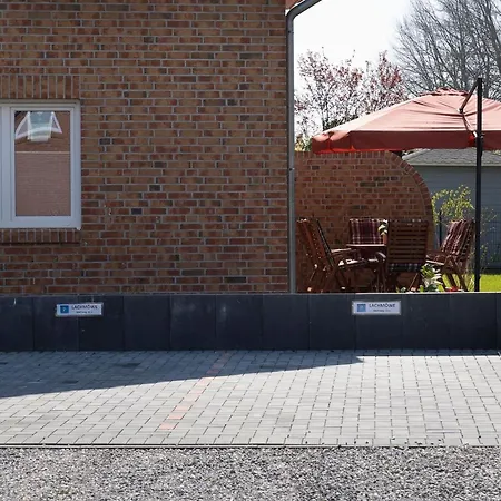 Haus Lachmoewe Holiday home *
