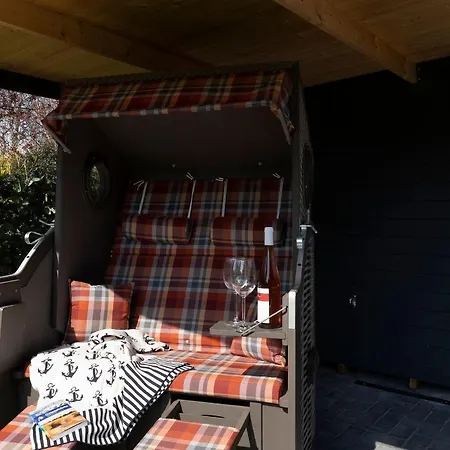 Holiday home Haus Lachmoewe Kellenhusen