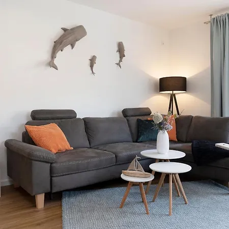 Haus Lachmoewe Holiday home *
